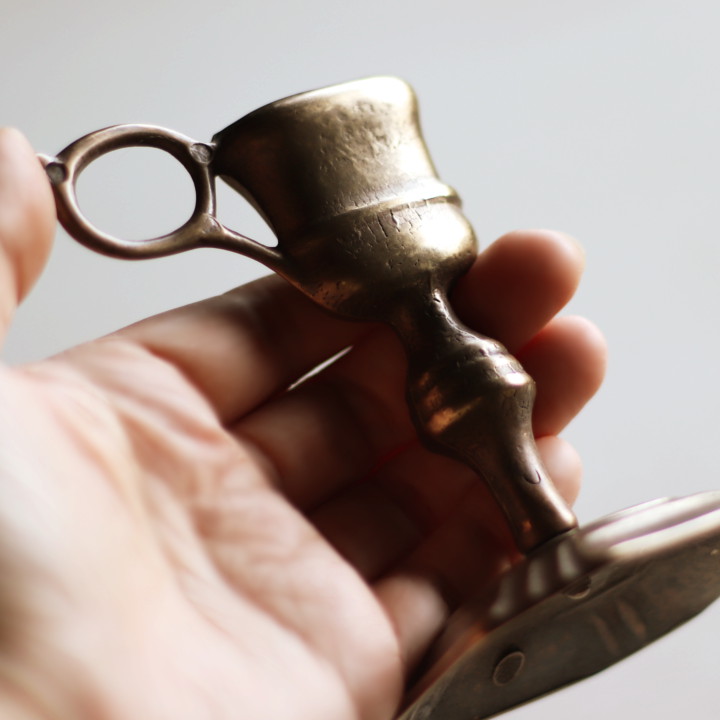 ITALYイタリアヴィンテージブラスキャンドルスナッファー用スタンド