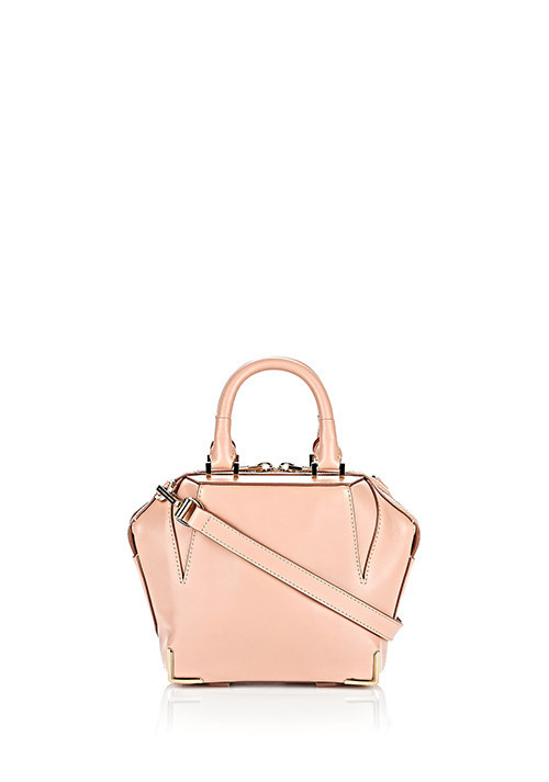 アレキサンダー ワンの名作バッグがミニサイズに！デイリーに使える