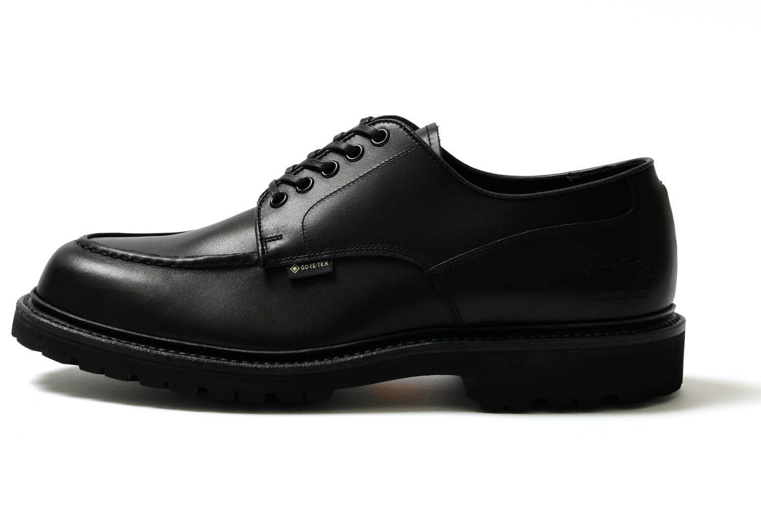 リーガル シュー＆カンパニー“ゴアテックス素材搭載”シューズ、シボ感