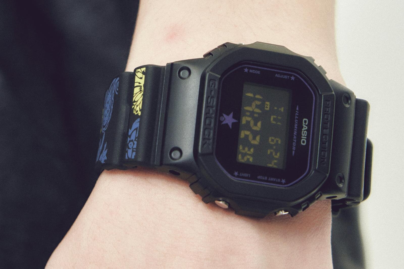 コンバース トウキョウ×G-SHOCK”ペイズリー総柄”バンドのデジタル