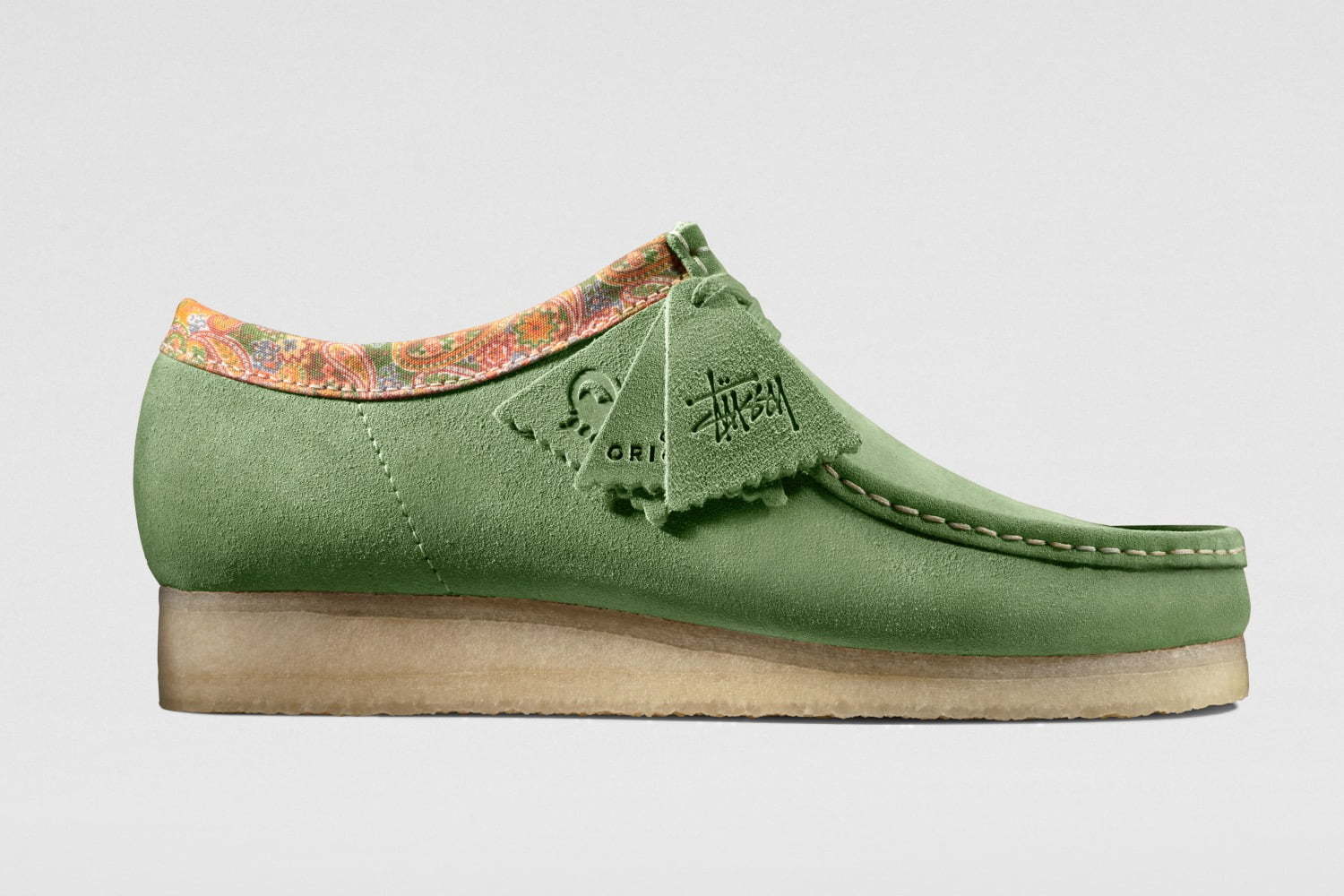 ステューシー×クラークス オリジナルズのメンズシューズ「ワラビー