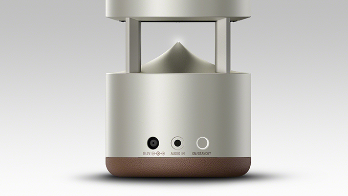 グラスサウンドスピーカー」で奏でる透き通るような音色 - ワイヤレス