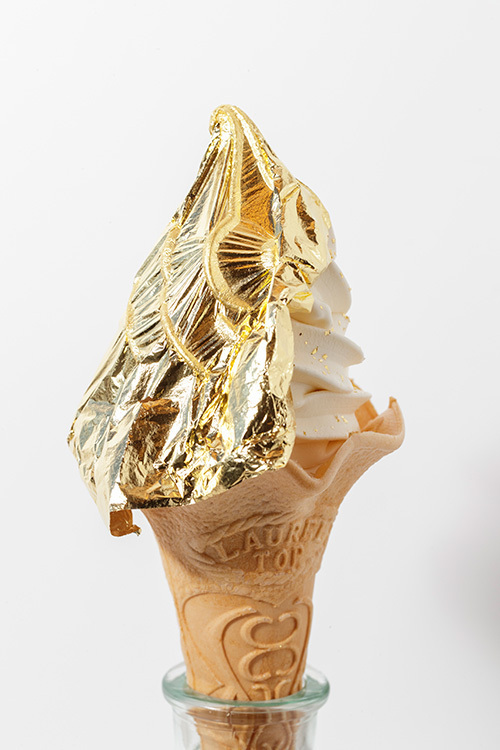 金沢発「金箔ソフト」が東京初上陸、ギンザ シックスで数量限定発売