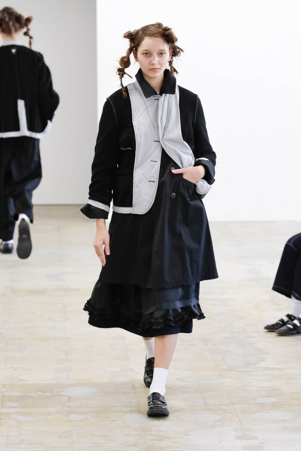 トリコ・コム デ ギャルソン 2021-22年秋冬コレクション、心に秘めた