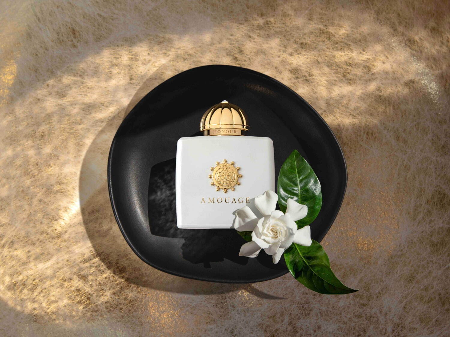 中東のハイエンド香水「アムアージュ」日本初上陸、絢爛豪華なアラビア