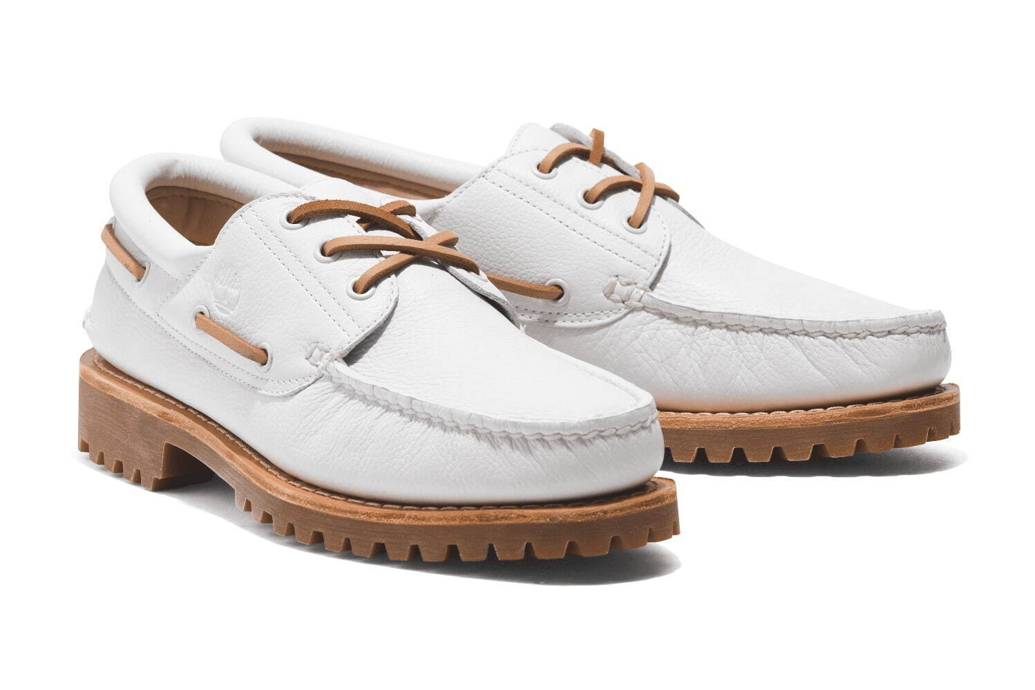 ティンバーランドの定番モカシンシューズ「スリーアイクラシックラグ