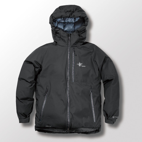 ナンガ「オーロラダウンジャケット」フォックスファイヤーとコラボ