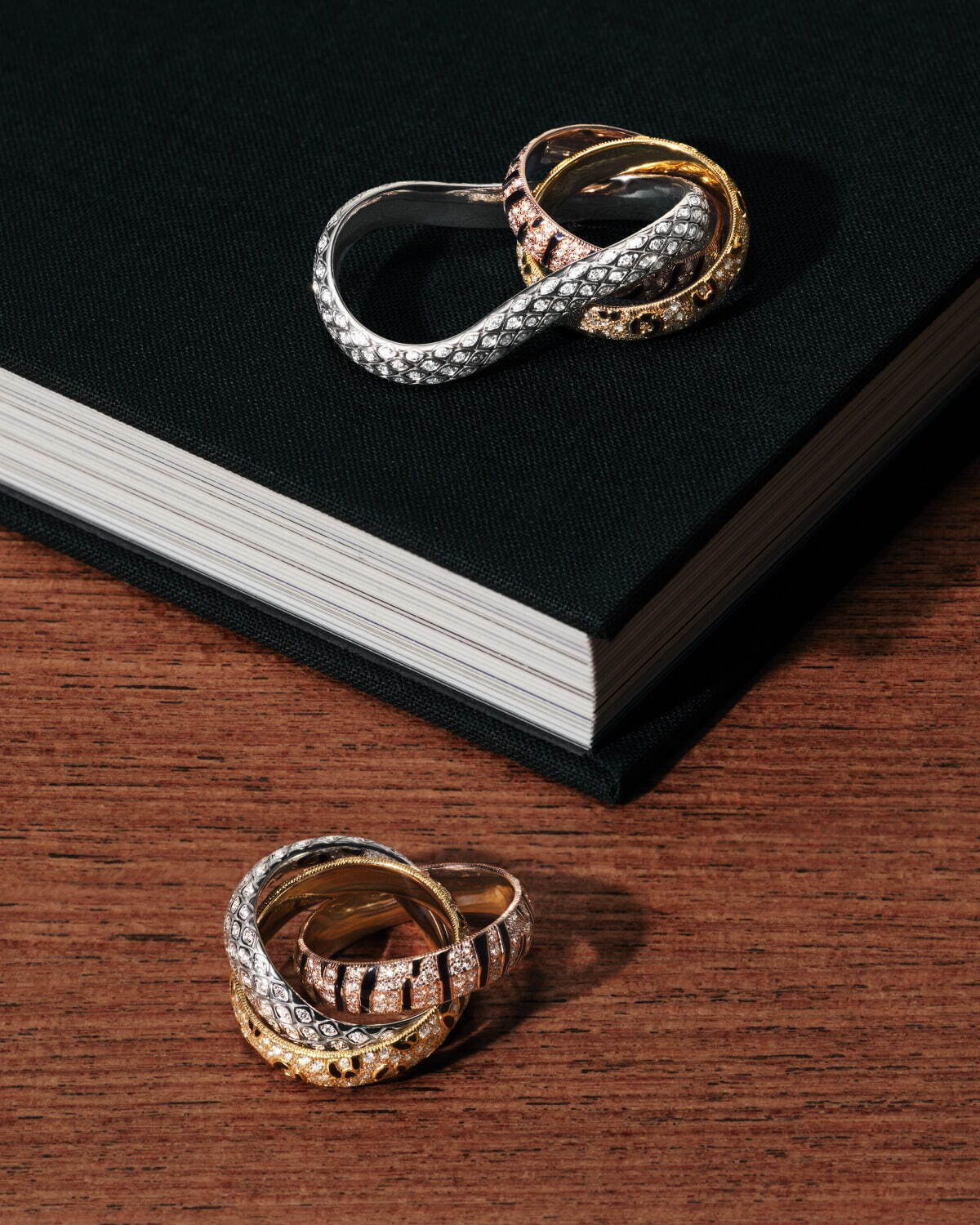 カルティエのジュエリー「トリニティ」3本の環に“アニマルモチーフ