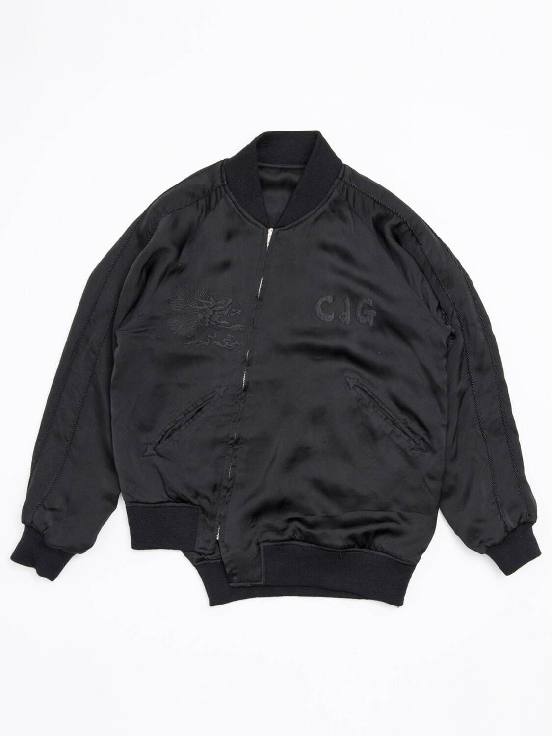 コム デ ギャルソン 青山店限定、東洋エンタープライズ“歪み