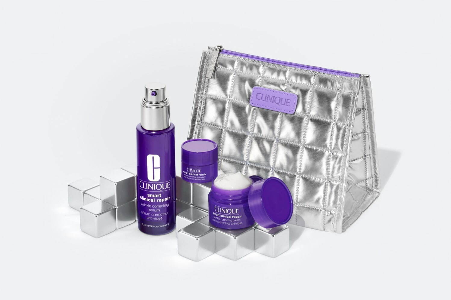 クリニーク24年クリスマスコフレ第1弾、キラキラポーチ付き！“弾力美肌