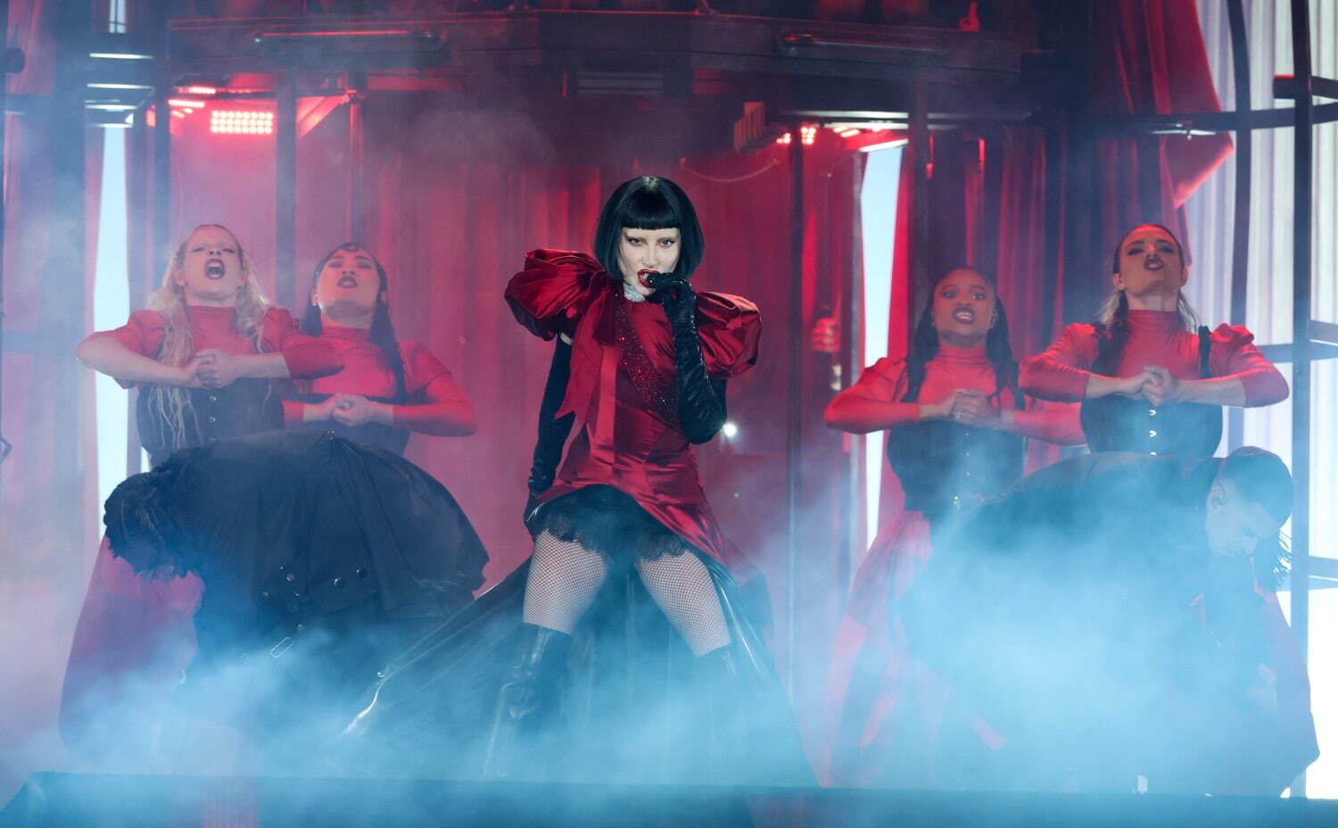 レディー・ガガ4年ぶり来日公演「ザ・メイヘム・ボール・ツアー」東京