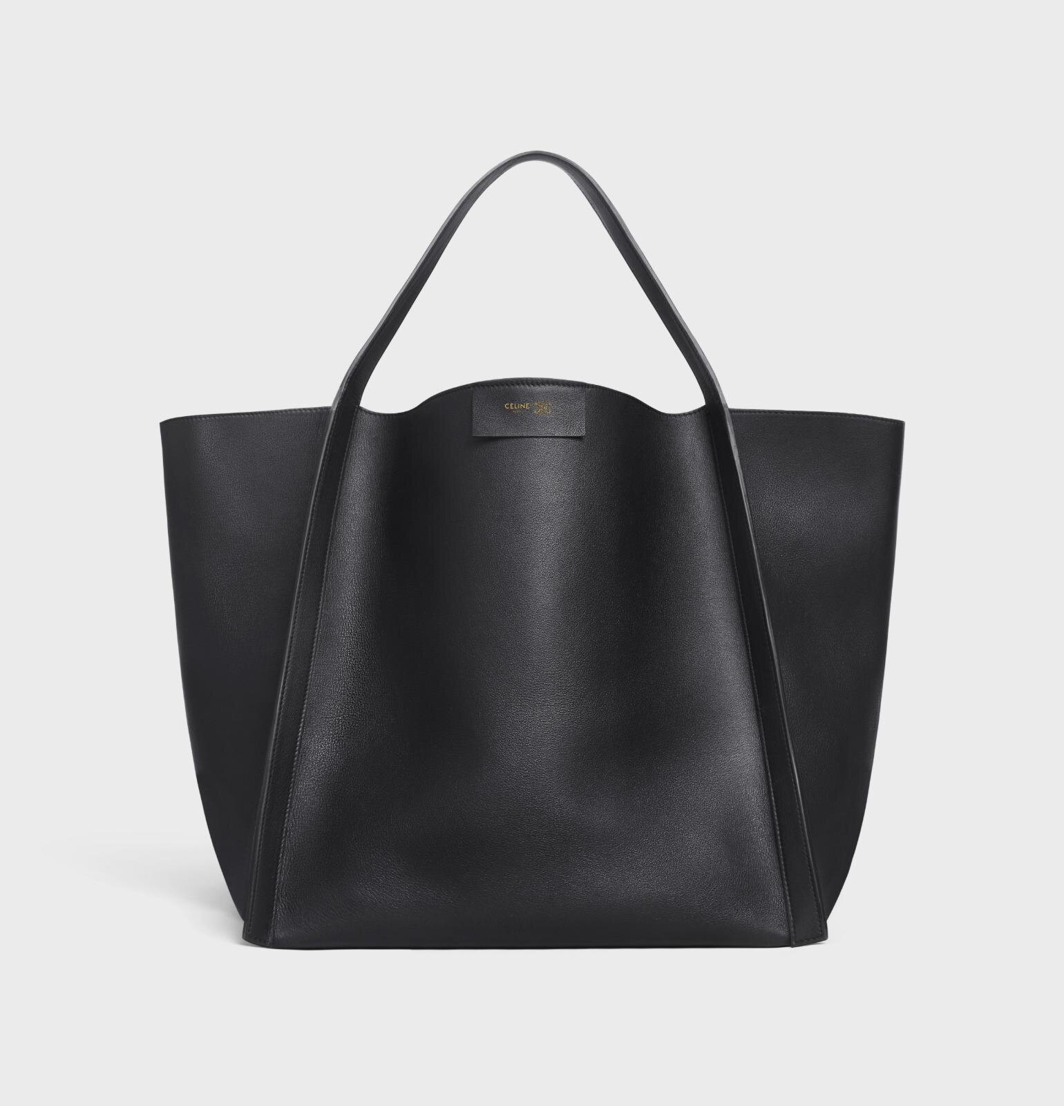 セリーヌのレザーバッグ「キューボ」しなやかなスクエア型、3WAYバッグ