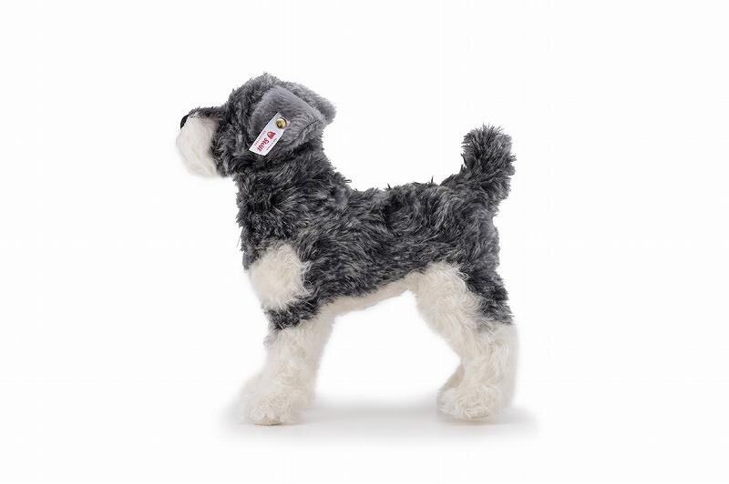 シュタイフの新作「シュナウザー犬」最高級モヘア使用のおとな向け
