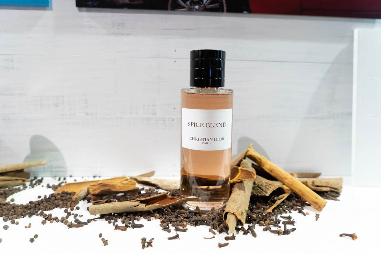 メゾン クリスチャン ディオール新香水「スパイス ブレンド」スパイス