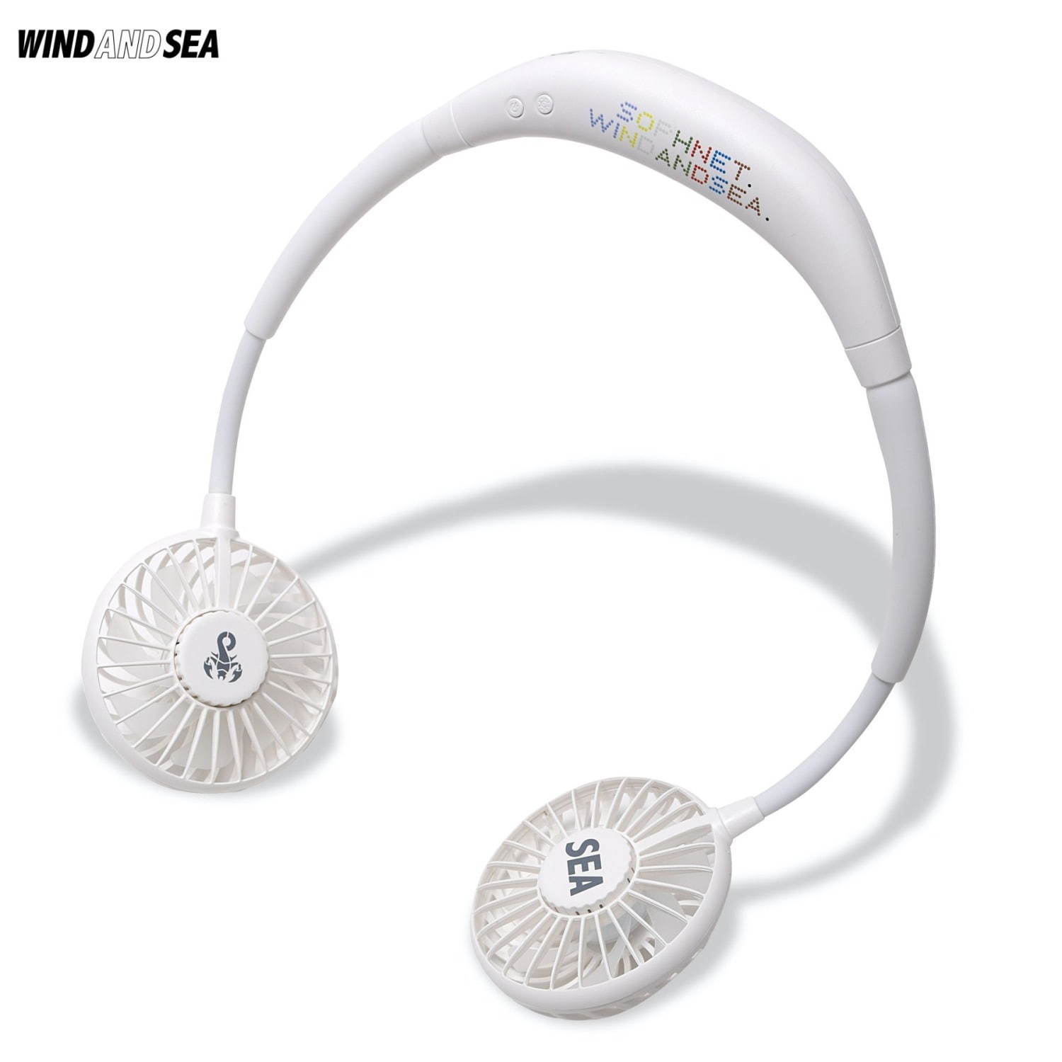 ソフネット×ウィンダンシー“ラインストーンロゴ”を配したTシャツ