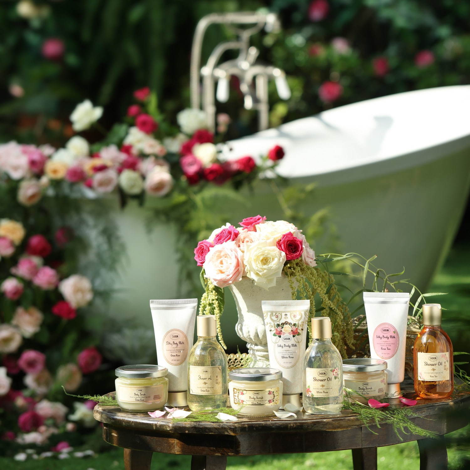 SABON“3つのローズの香り”限定ボディケア、限定の香り「ホワイト