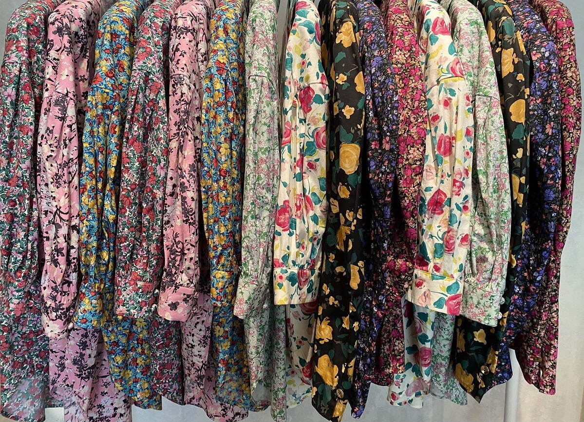 ルール ロジェットから‟フラワープリント”の限定ドレス&Tシャツ、渋谷