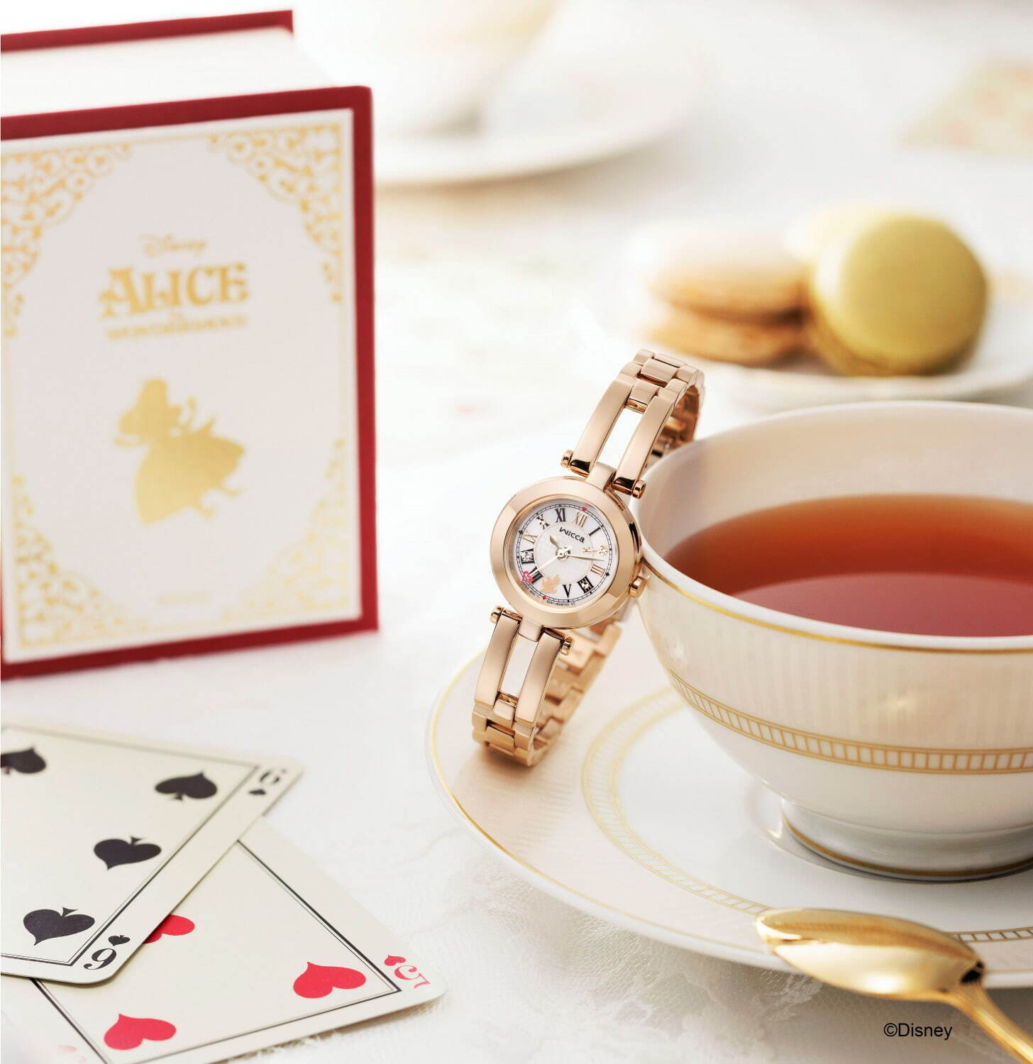 ウィッカからディズニー『ふしぎの国のアリス』新作腕時計、“ハートの