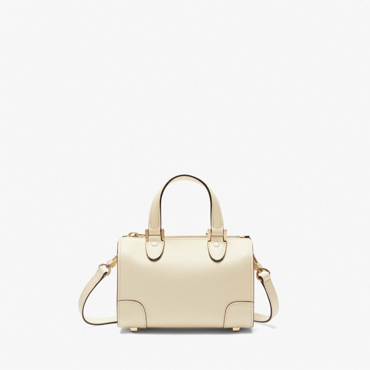 ヴァレクストラ“ホワイト”バッグが伊勢丹新宿店の限定ショップに集結