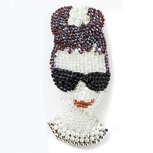 ココ・シャネル、オードリーのブローチ！トゥモローランドで