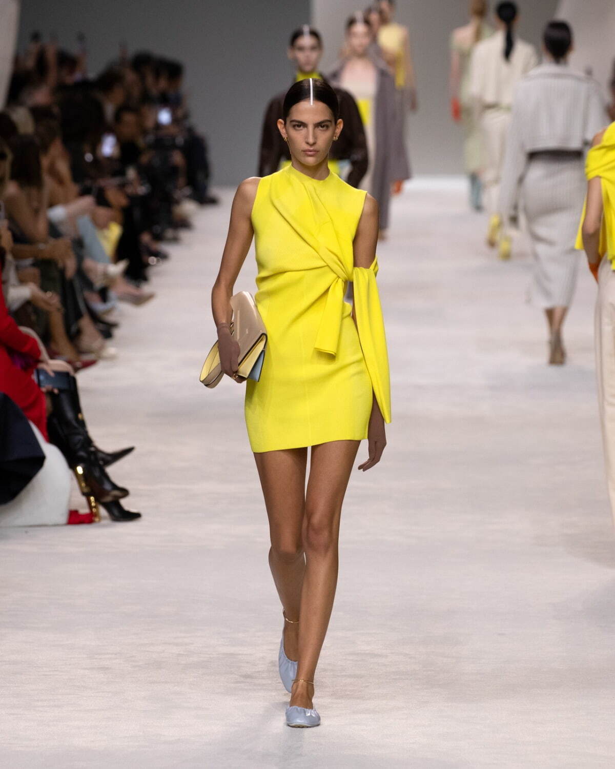 フェンディ 2024年春夏 ウィメンズコレクション - 心地よい