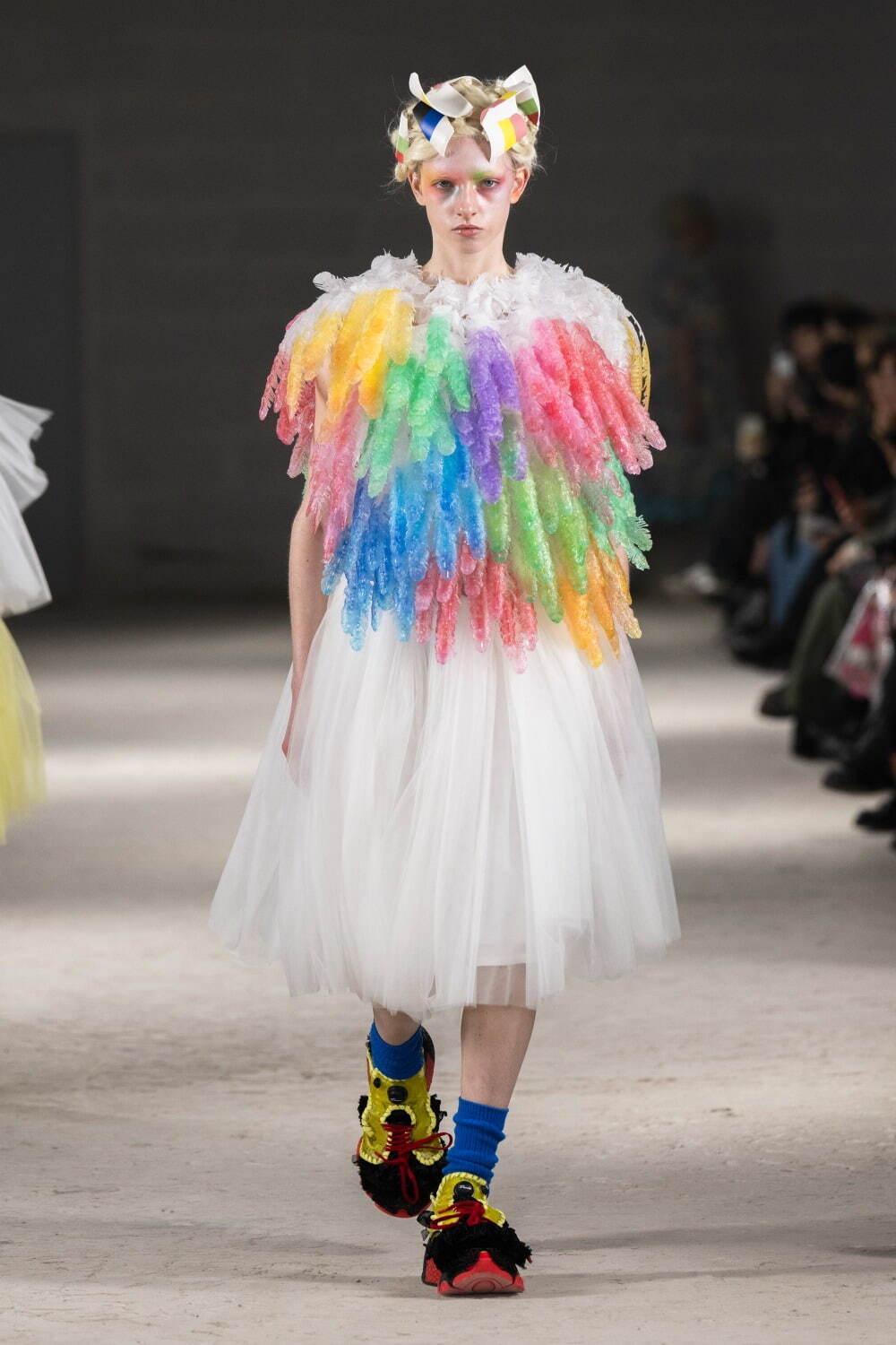 ノワール ケイ ニノミヤ 2024-25年秋冬コレクション、みずみずしく輝く