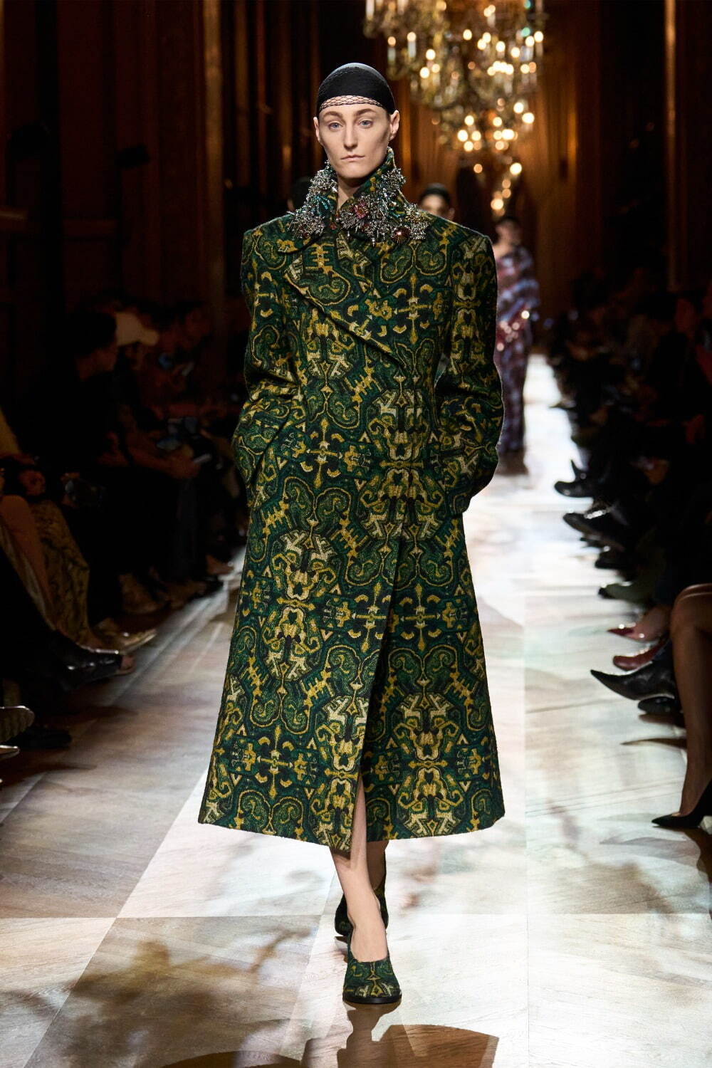 ドリス ヴァン ノッテン 2025年秋冬ウィメンズコレクション - 濃密に