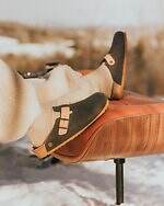 ビルケンシュトックの「ボストン」フェルト仕様シューズを自然着想