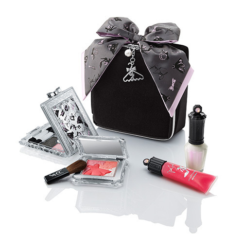 ジルスチュアート ビューティのクリスマスコフレ、クローゼットを