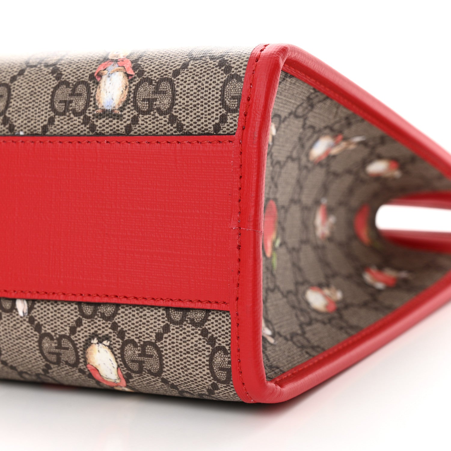 Gucci X Peter Rabbit GG Supreme Monogram Rabbit Apple Childrens