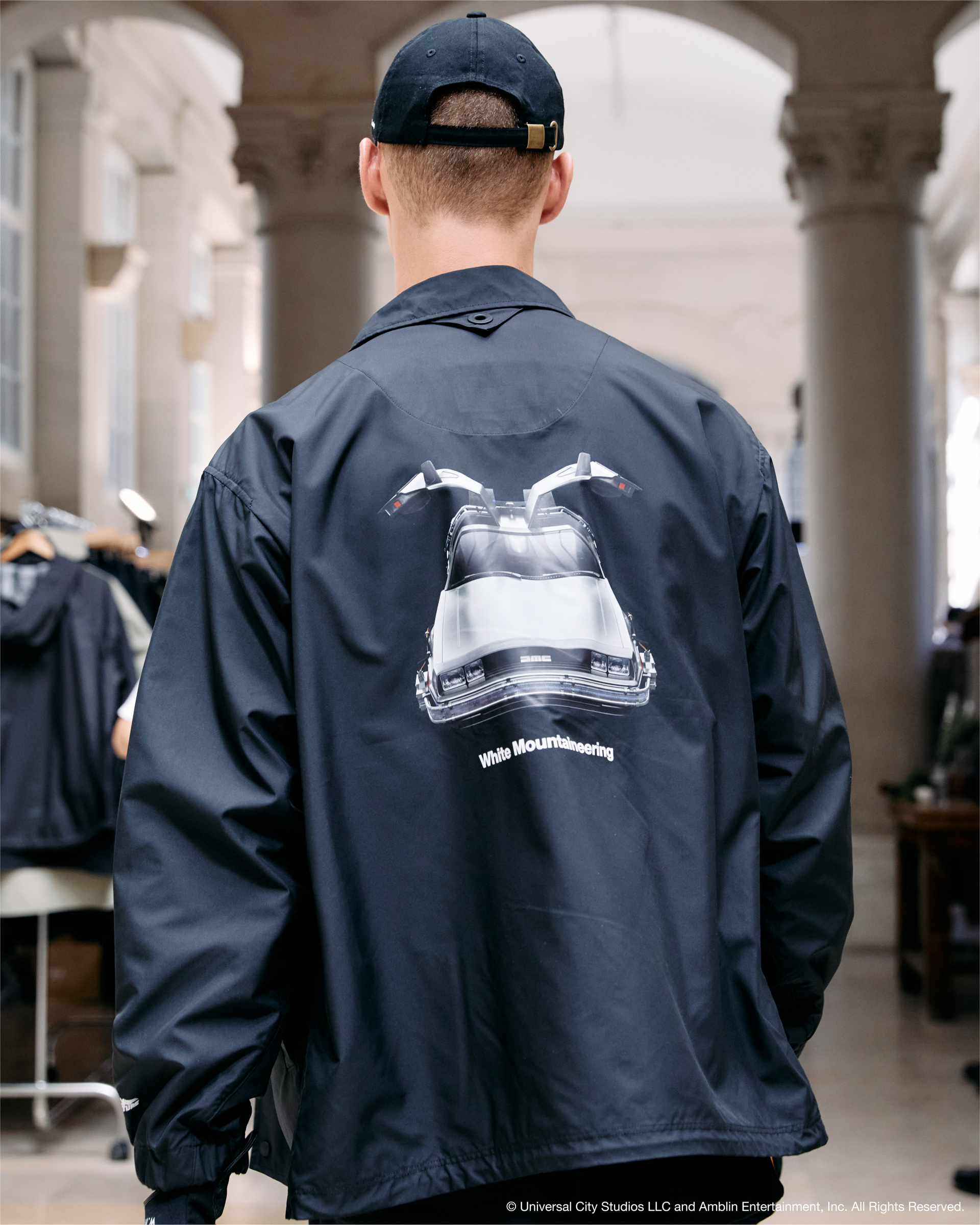 ホワイトマウンテニアリング×バック・トゥ・ザ・フューチャー、コーチ