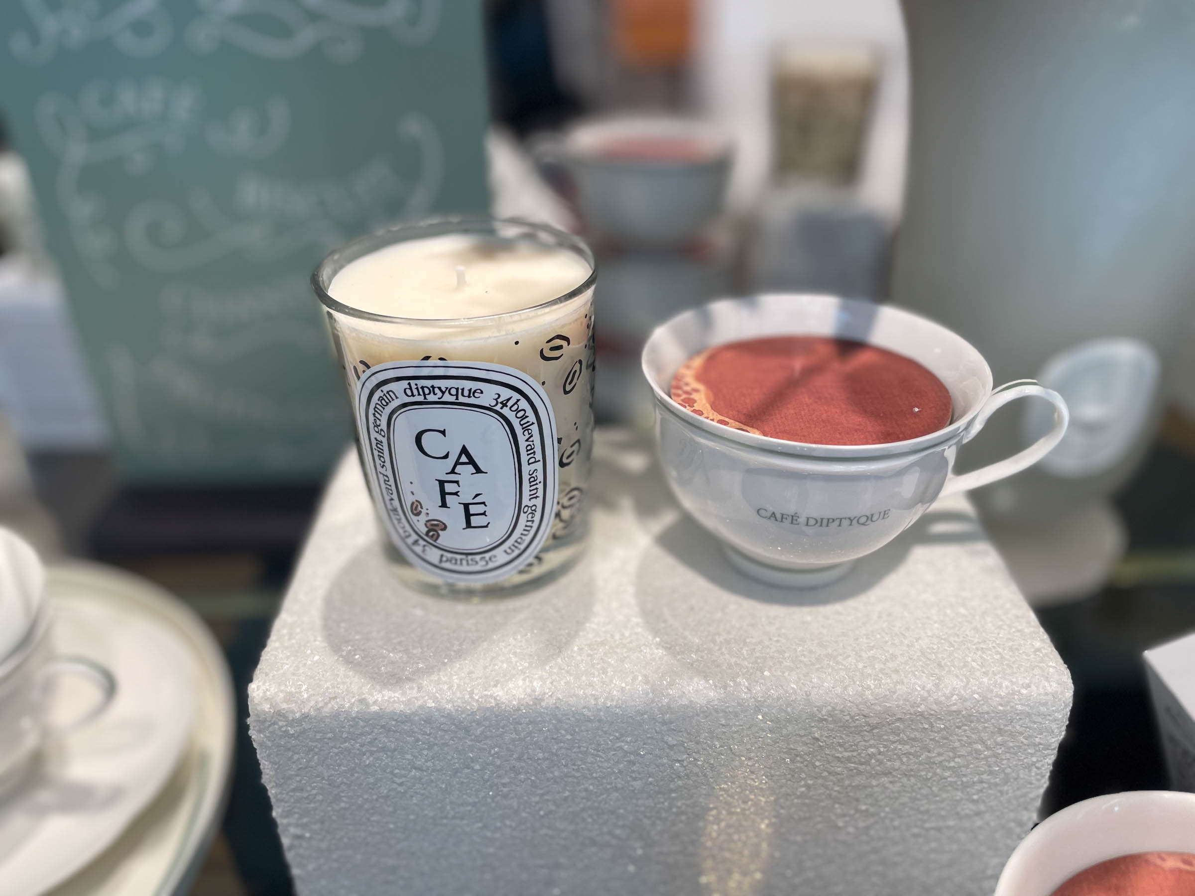 ディプティック」がフランスのカフェ ヴェルレのメニューから着想を得