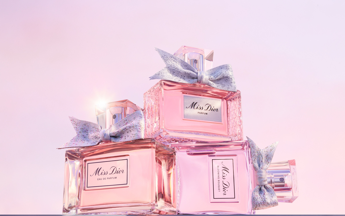 ミス ディオール パルファン」が誕生 フローラルでウッディな“現代の