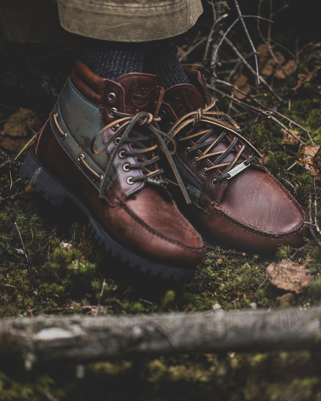 ビームスがティンバーランドに別注、モカシンシューズ「7eye」を20年