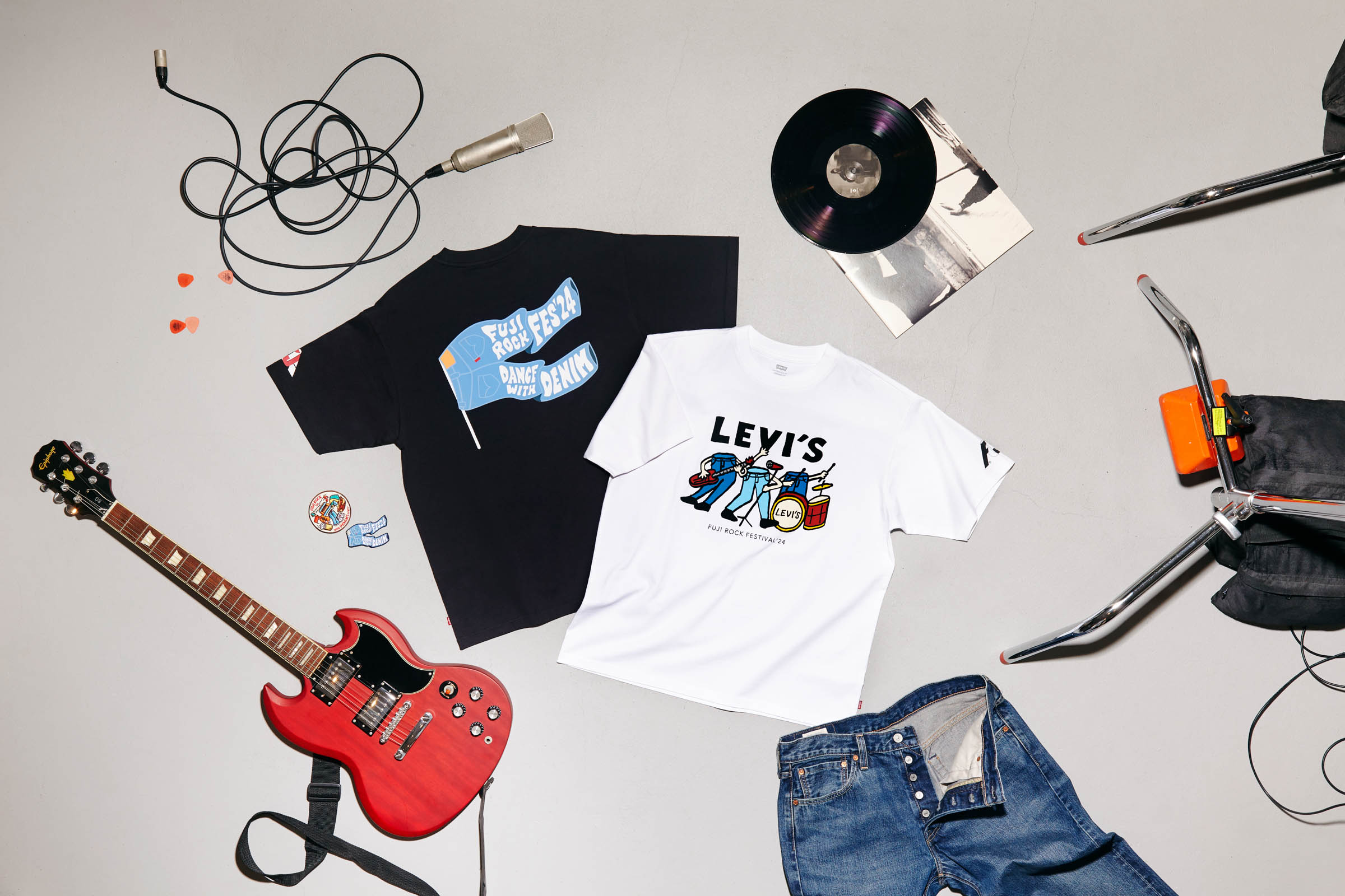 リーバイスが19年ぶりにフジロックに協賛参加、オフィシャルTシャツを発売