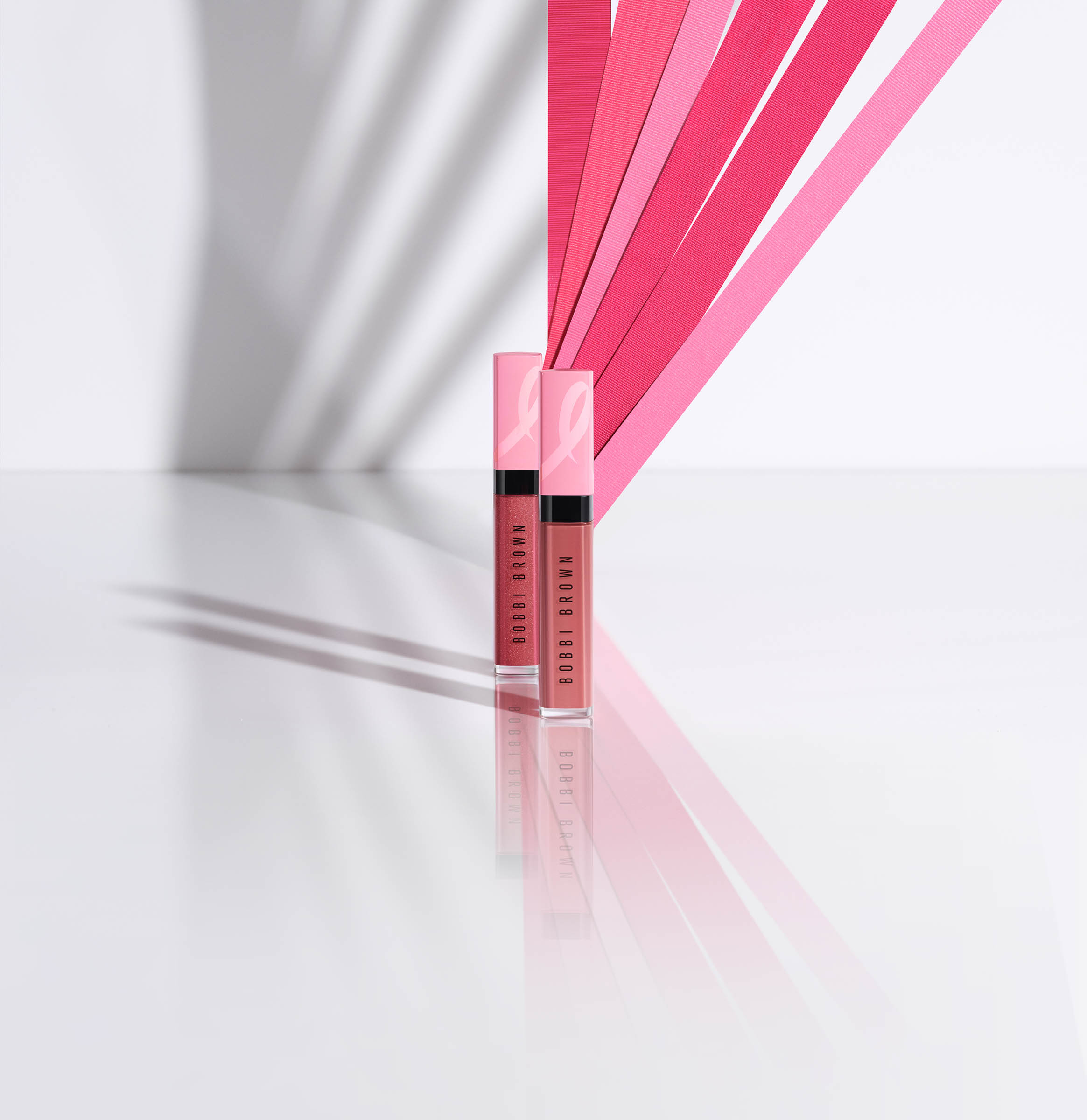 ボビイ ブラウンが“乳がん撲滅キャンペーン”を支援 限定パッケージの