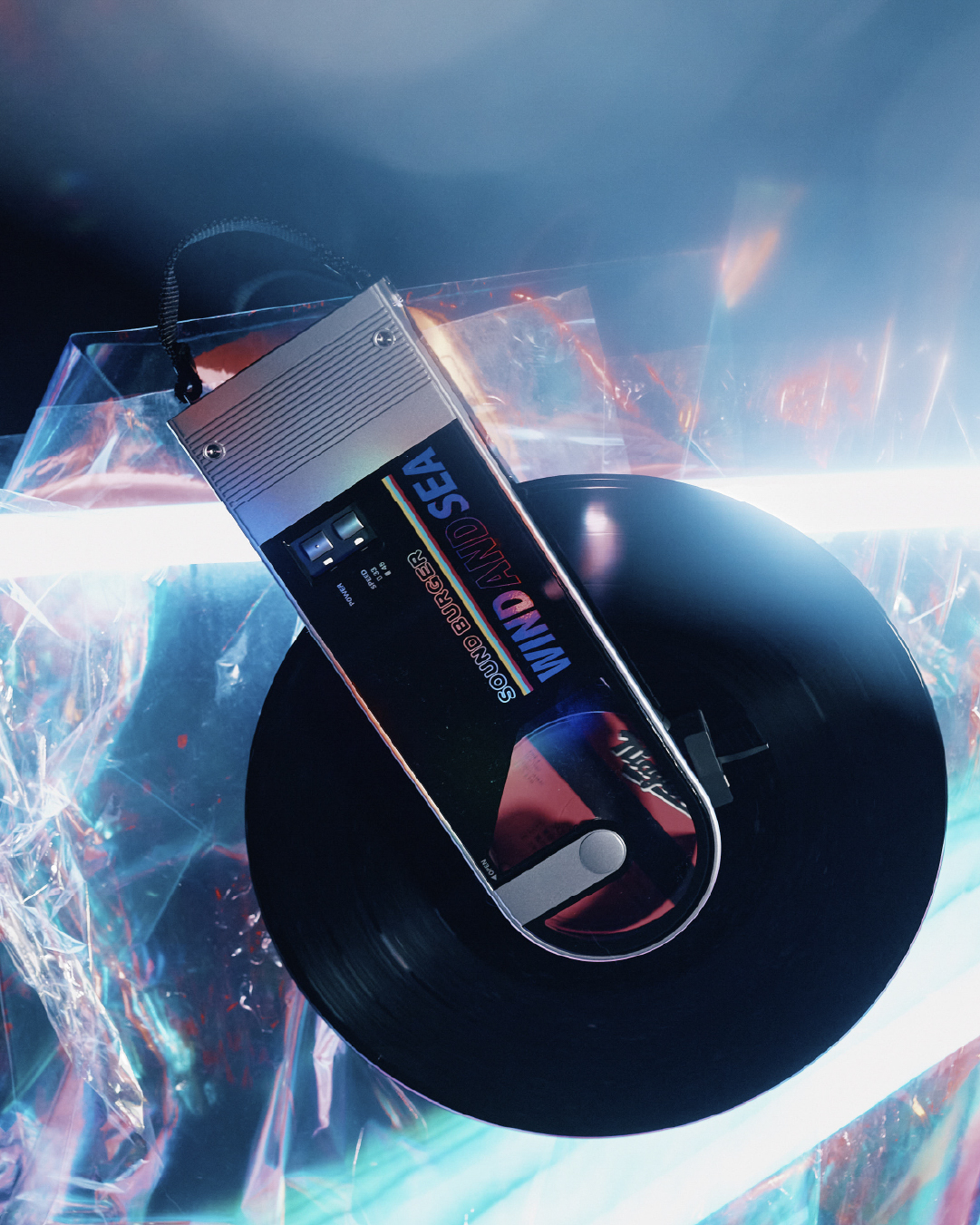 ウィンダンシーが「サウンドバーガー」とコラボ、アパレルやレコード