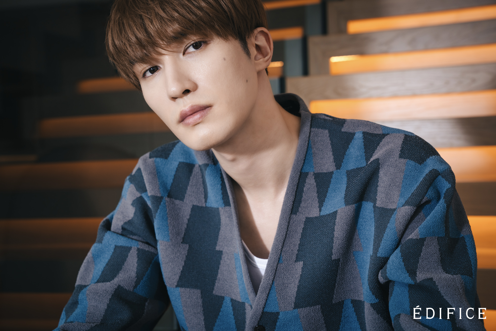 SixTONESジェシーがエディフィスのヴィジュアルに セットアップや