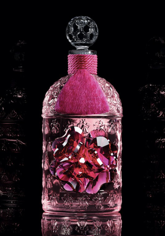 ブルガリが名香「レ ジェンメ タイガー」を濃縮 シトラス ウッディを