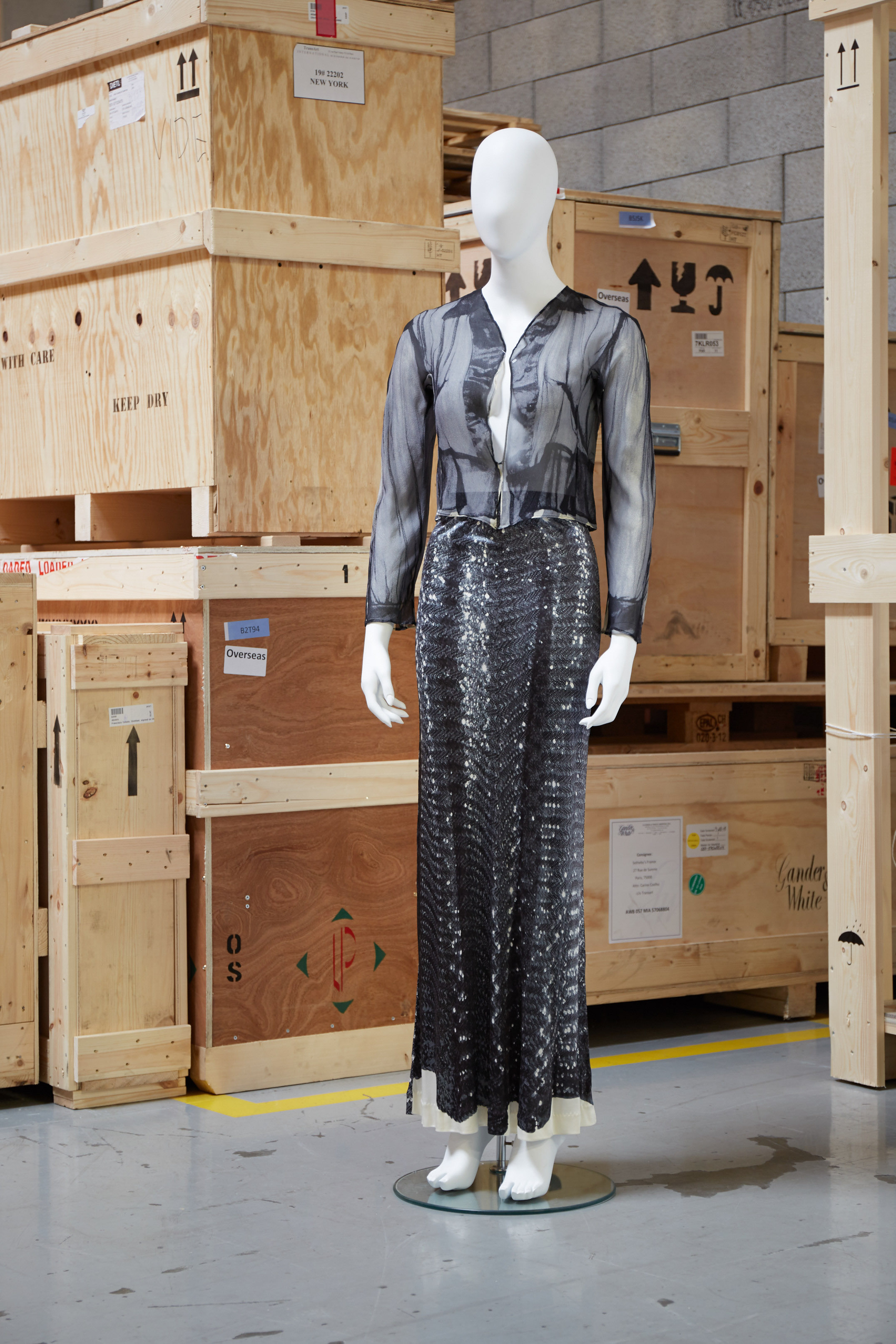 マルタン・マルジェラのコレクション約200点がオークションに