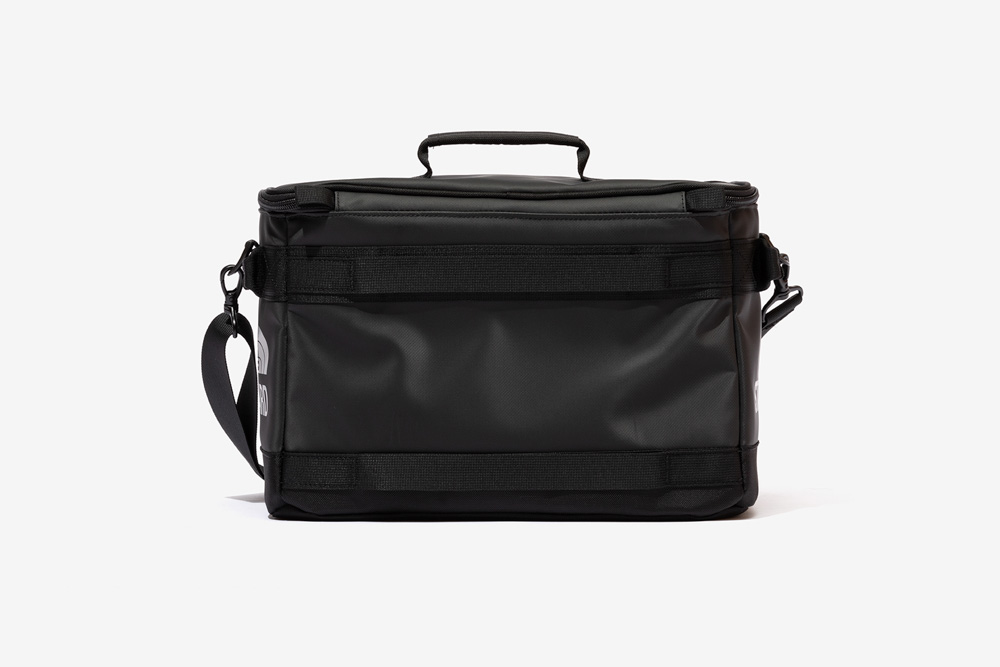 ザ・ノース・フェイス 」がオリジナルレコードバッグを発売