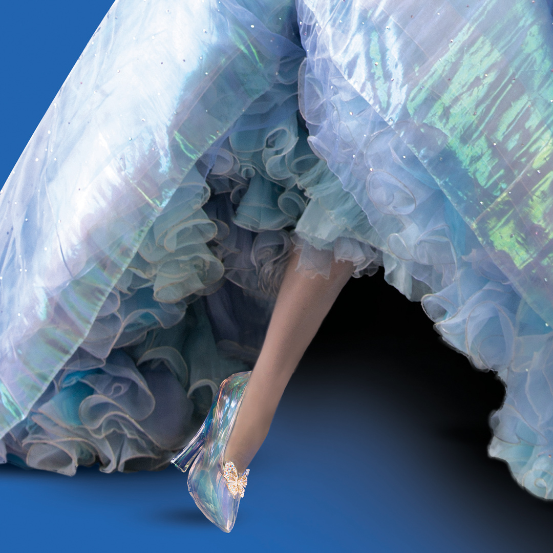 スワロフスキー、ディズニー100周年プロジェクトでシンデレラの靴を制作