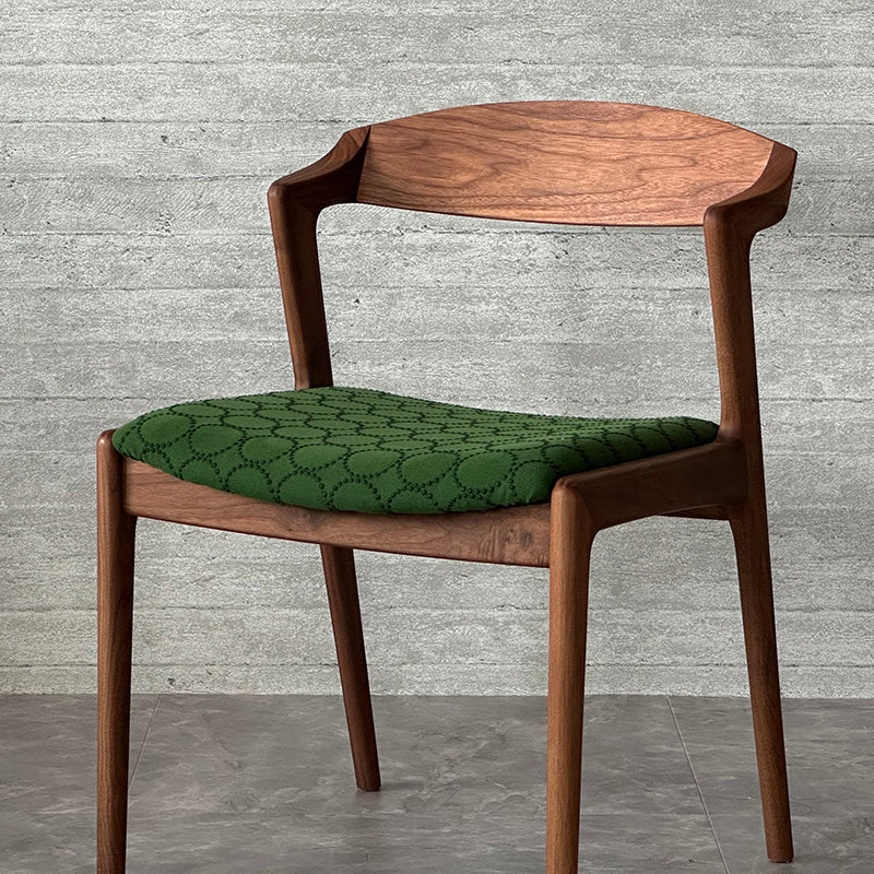 シキファニチア ユナ セミアームチェア – FELICE.ONLINE