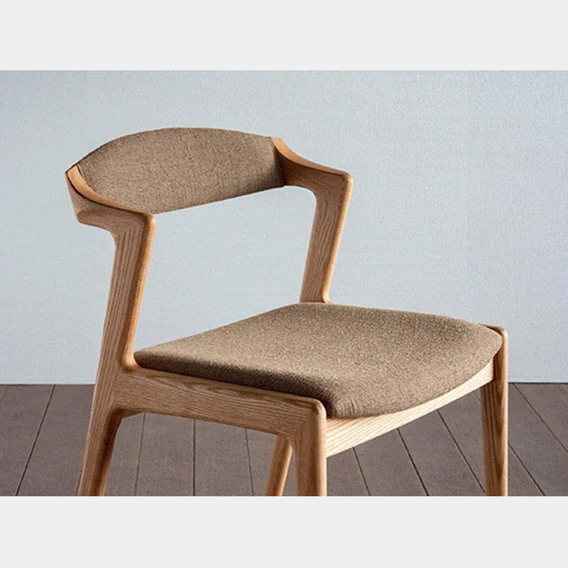 シキファニチア ユナ セミアームチェア・背布張り – FELICE.ONLINE