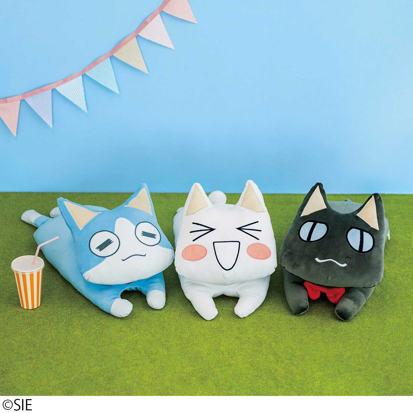 どこでもいっしょ×猫部 トロたちのもちもちクッションの会｜猫部