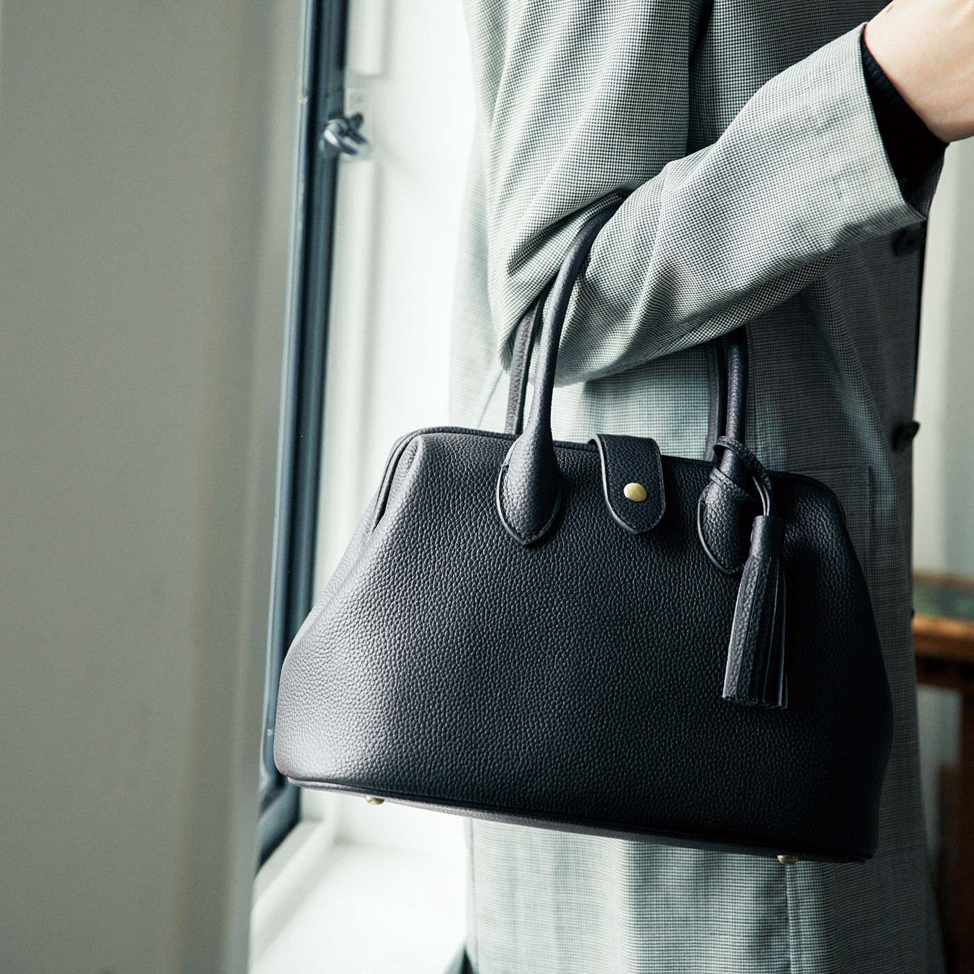 el:ment 味わい育つ本革 伝統を愉しむ 大きく開くダレスバッグ〈ランプ