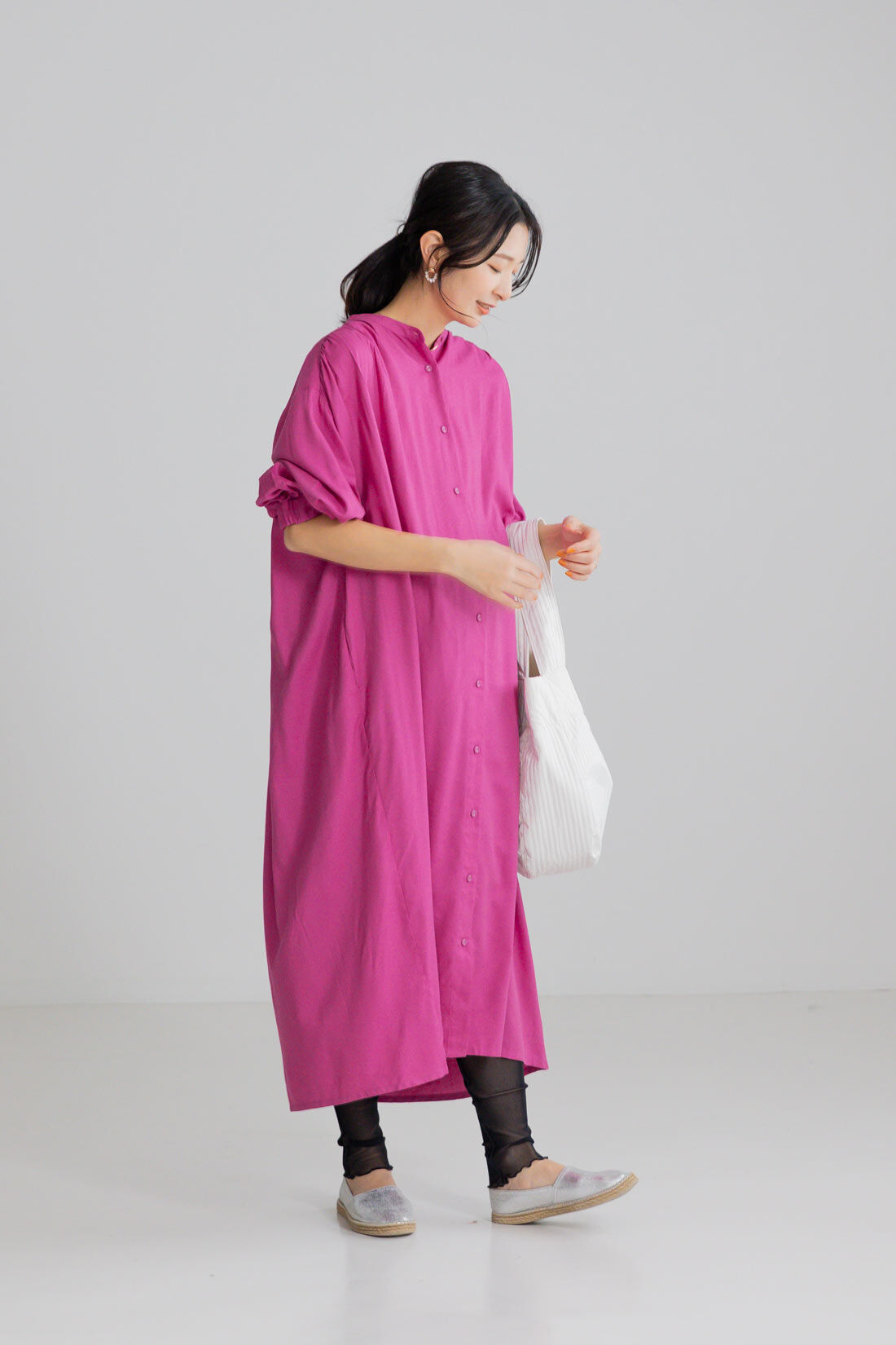 Moredde マタニティ・産後使える すそシアーレギンス〈ブラック