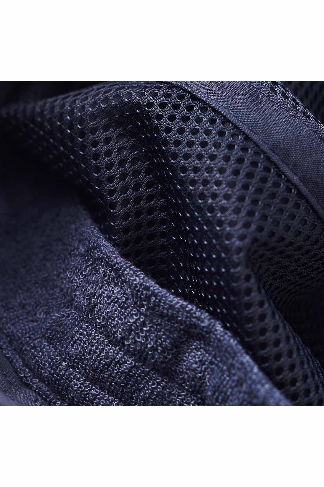 THREE FIFTY STANDARD 内側メッシュのバケットハット〈ネイビー