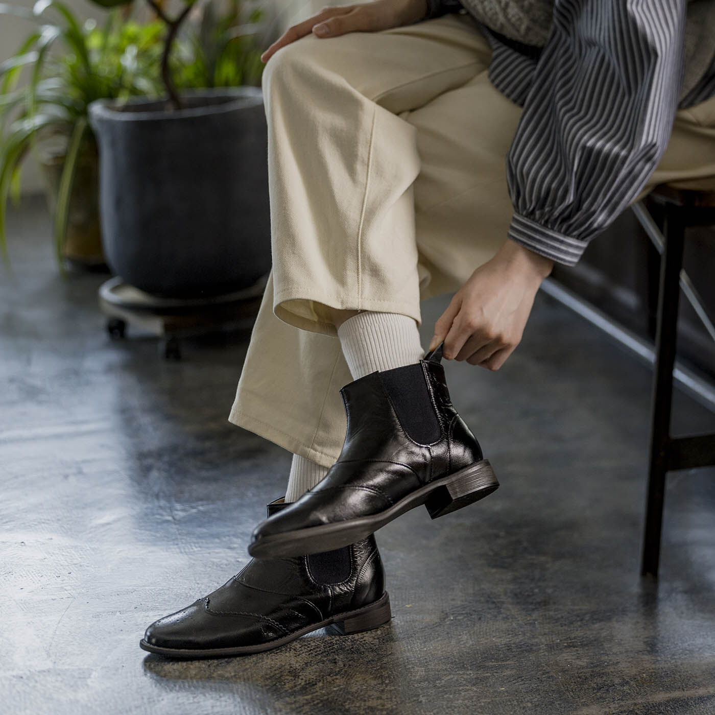 長田の靴メーカーと作った 職人本革のサイドゴアブーツ〈ブラック〉[本