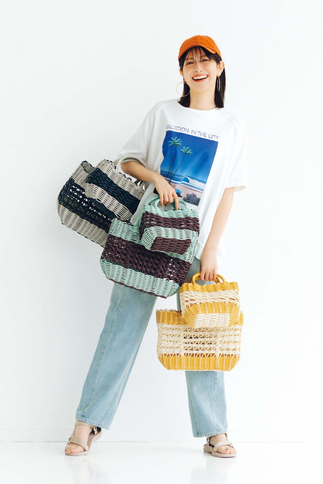 どちらかのサイズが届く！ 軽くて手入れが簡単 お楽しみ編みかごバッグ